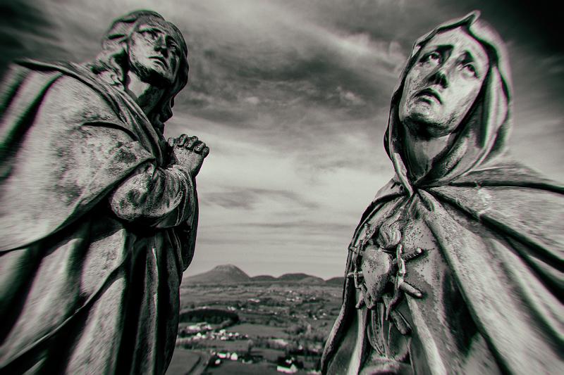 2019_05_01_Auvergne (0128).jpg - Le Calvaire, Saint-Bonnet-prés-Orcival (Mai 2019)